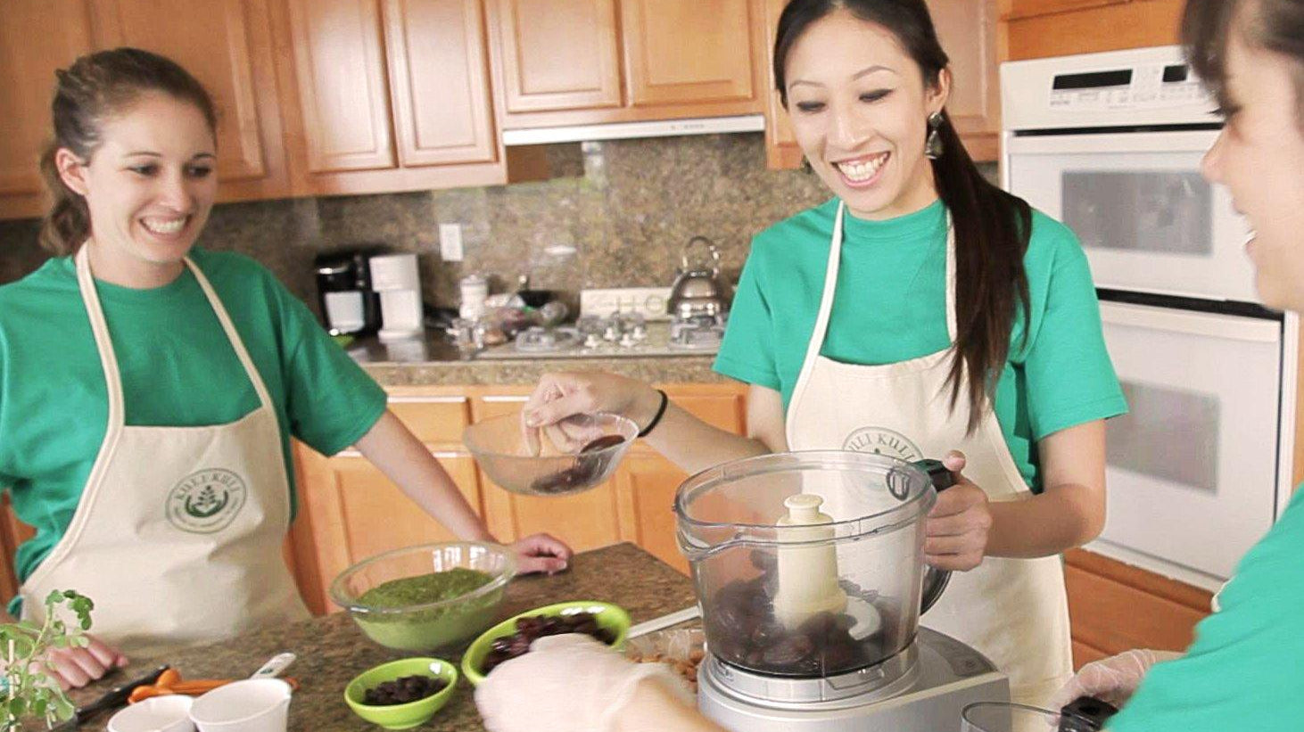 Meet the Winner / Lisa Curtis of Kuli Kuli