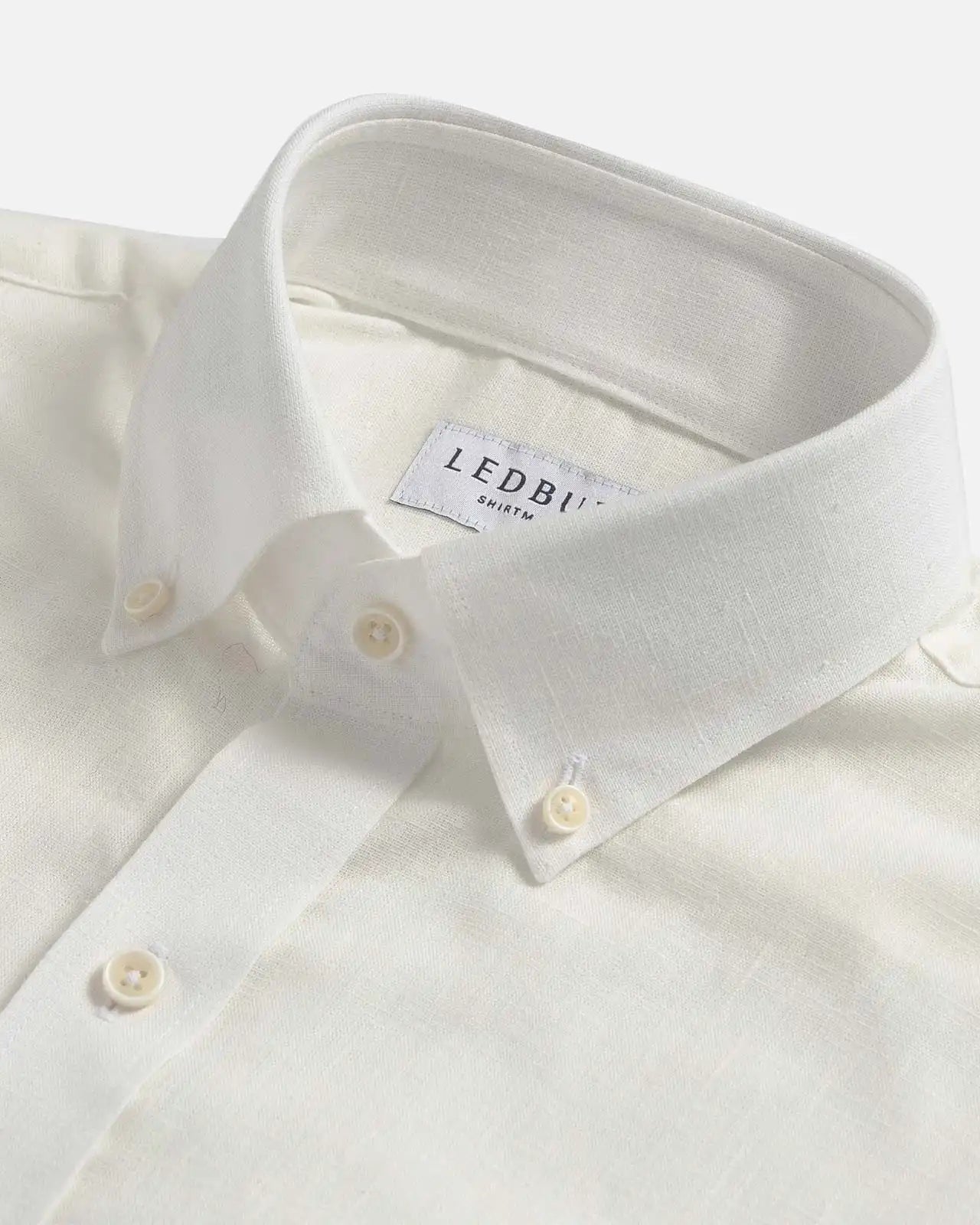 Cream Sandoval short sleeve shirt collar detail — oxford chambray weave, Ledbury