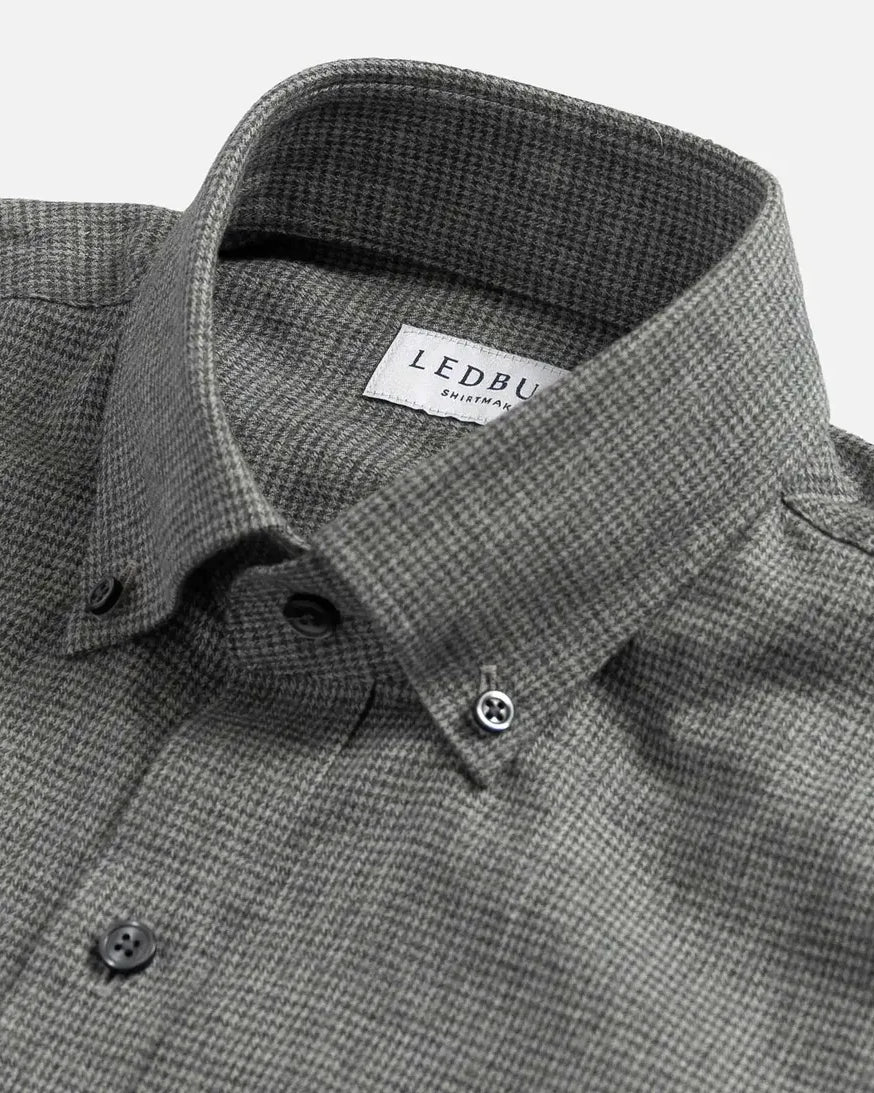 Grey casual shirt collar with houndstooth pattern - brushed twill detail