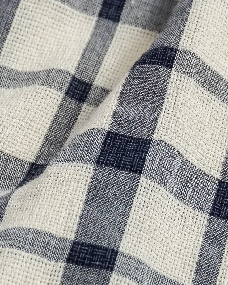 Ledbury Ivory Albiate Fletcher Windowpane shirt — Albiate cotton dobby fabric detail