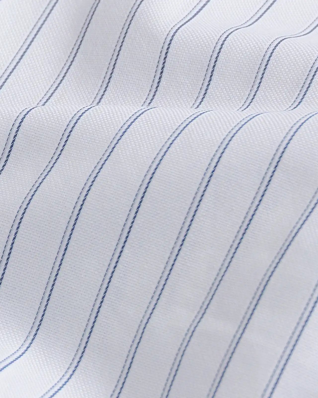 100% cotton oxford fabric detail - Navy Courtland Stripe shirt by Ledbury