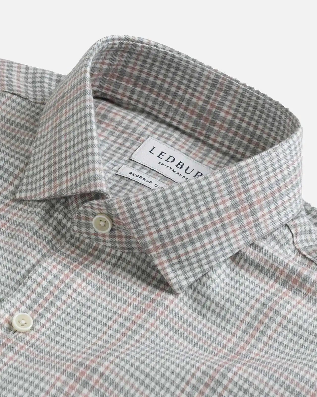 Ledbury Albini Sterling light pink shirt collar detail and button placket