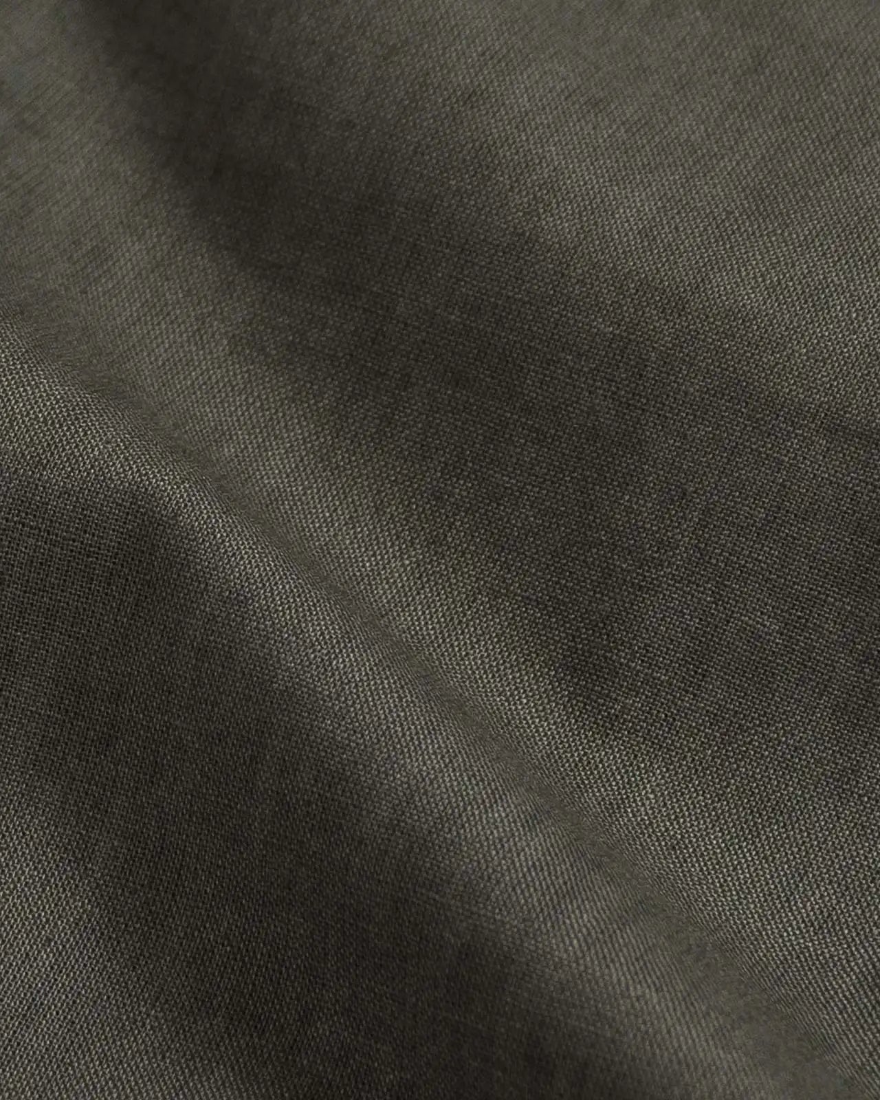 Dark olive cotton linen fabric detail - Ledbury Varley casual shirt