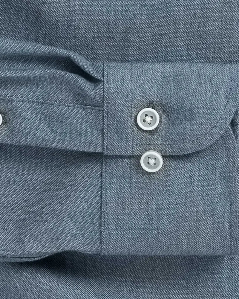 Double button barrel cuff detail on the Light Blue Cambell Chambray — Ledbury