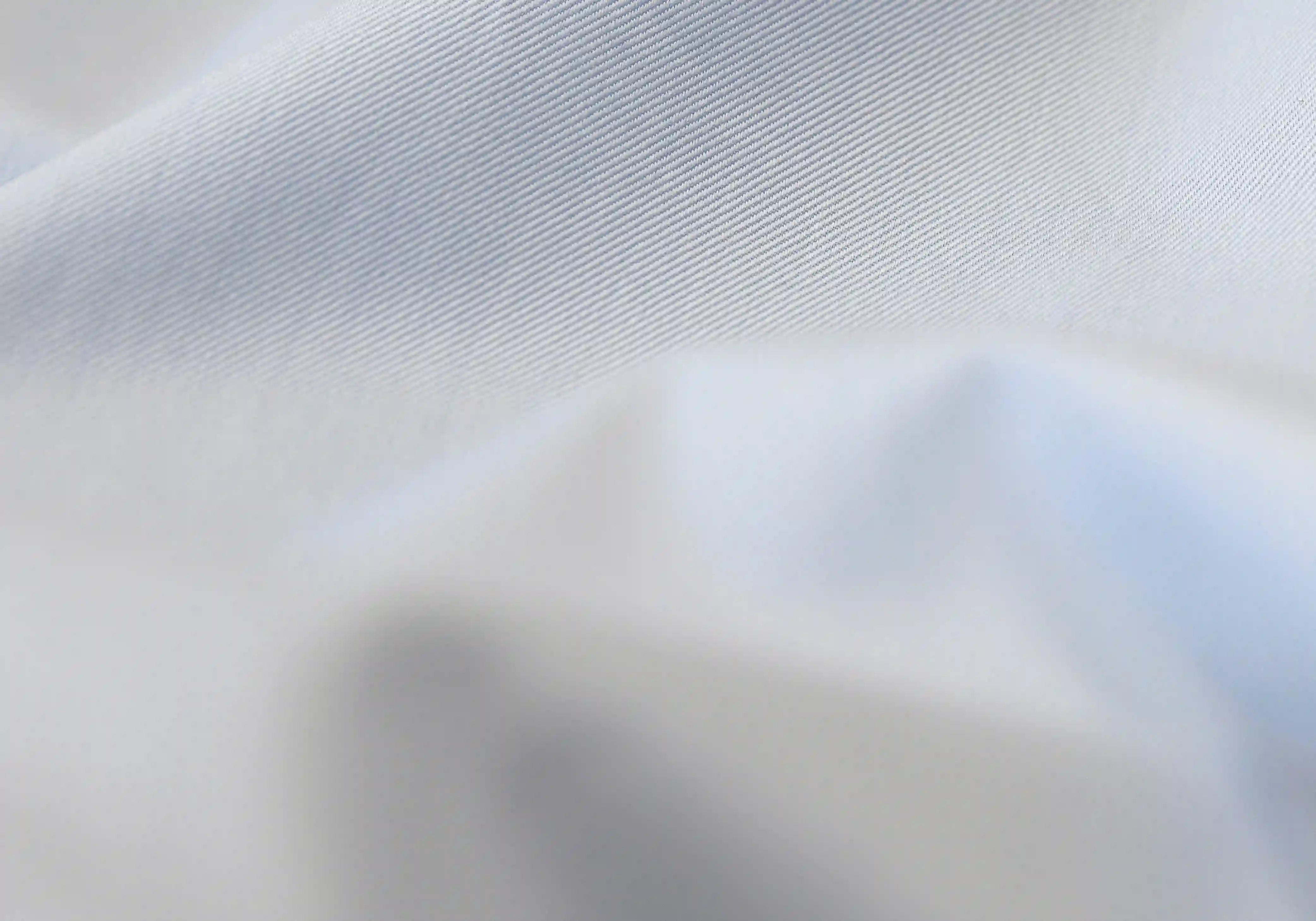 The Blue Fine Twill Mid-Spread Dress Shirt Dress Shirt- Ledbury