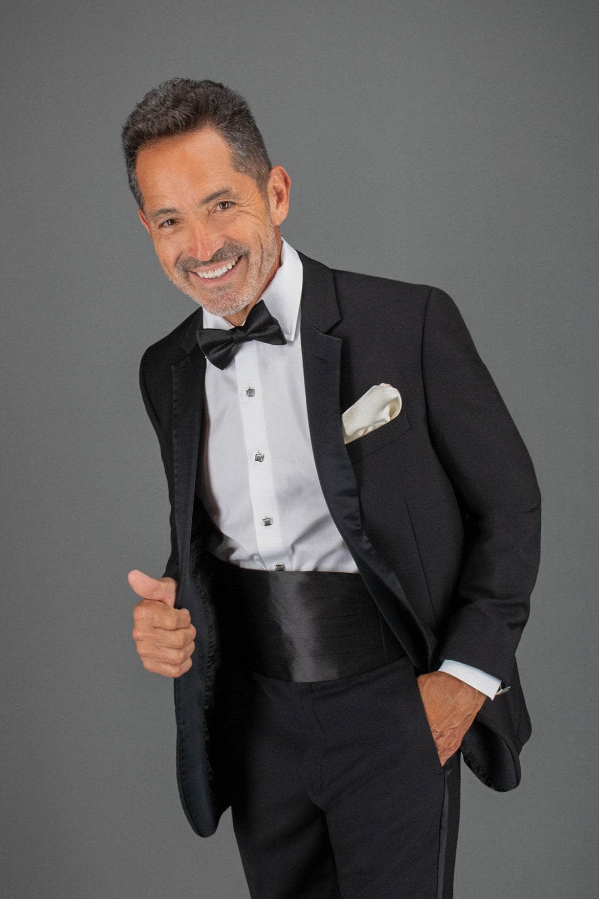 Trafalgar Sutton Solid Color Silk Cummerbund Cummerbund- Ledbury