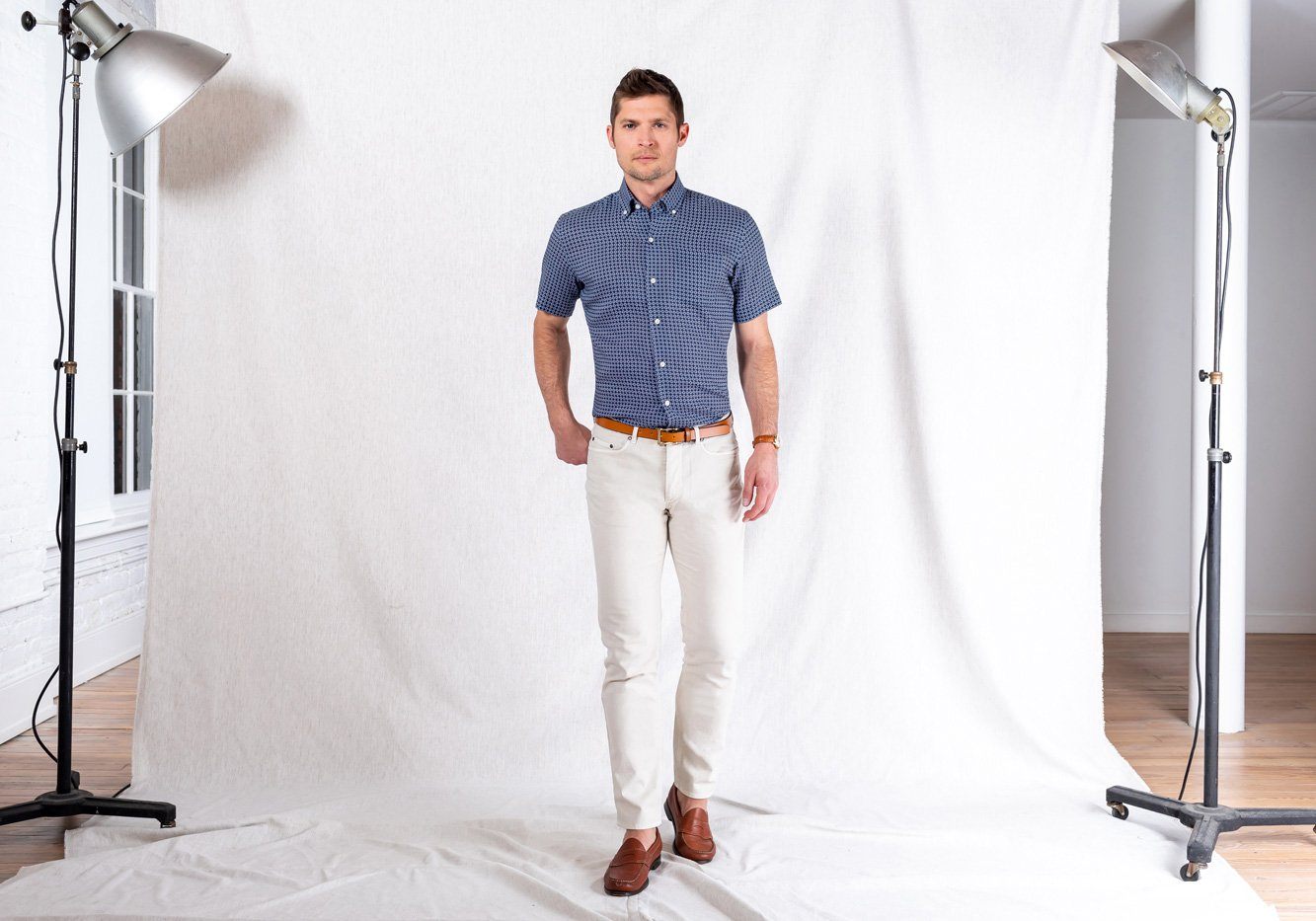 The 2019 Navy Short Sleeve Windham Print Casual Shirt Short Sleeve- Ledbury