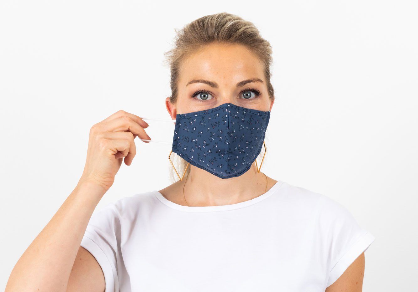 The Blue Floral Print Small Kent Trio 3-Layer Antibacterial Cotton Mask 3-Pack Mask- Ledbury