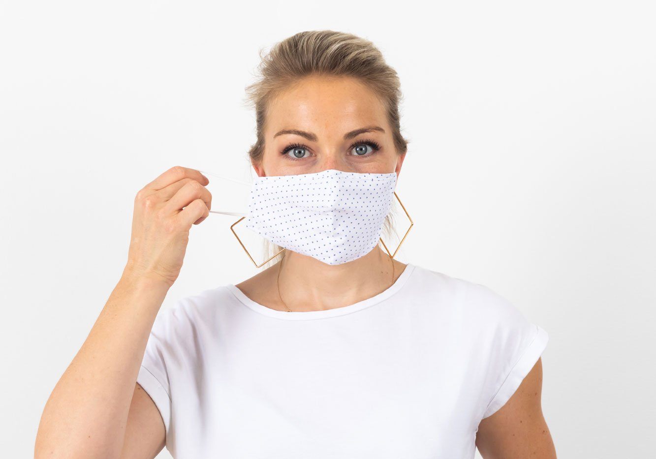 The Blue Floral Print Small Kent Trio 3-Layer Antibacterial Cotton Mask 3-Pack Mask- Ledbury