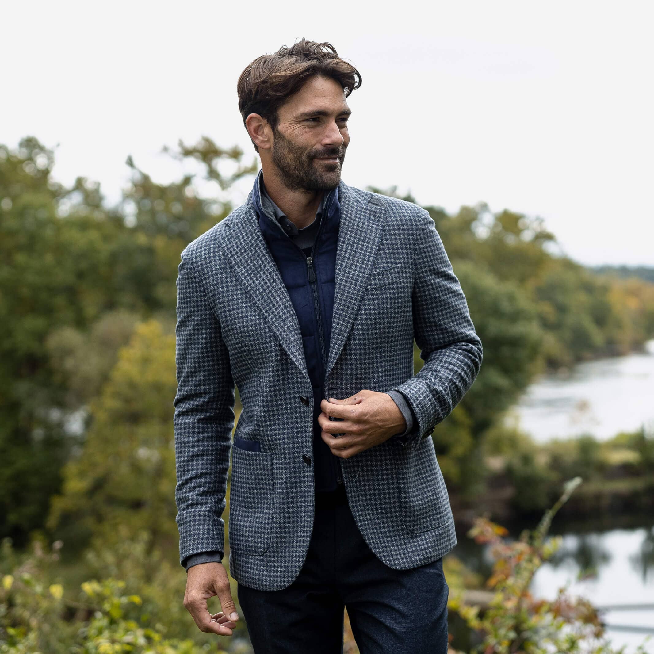 The Slate Navy Lawnwood Travel Jacket Sport Coat- Ledbury