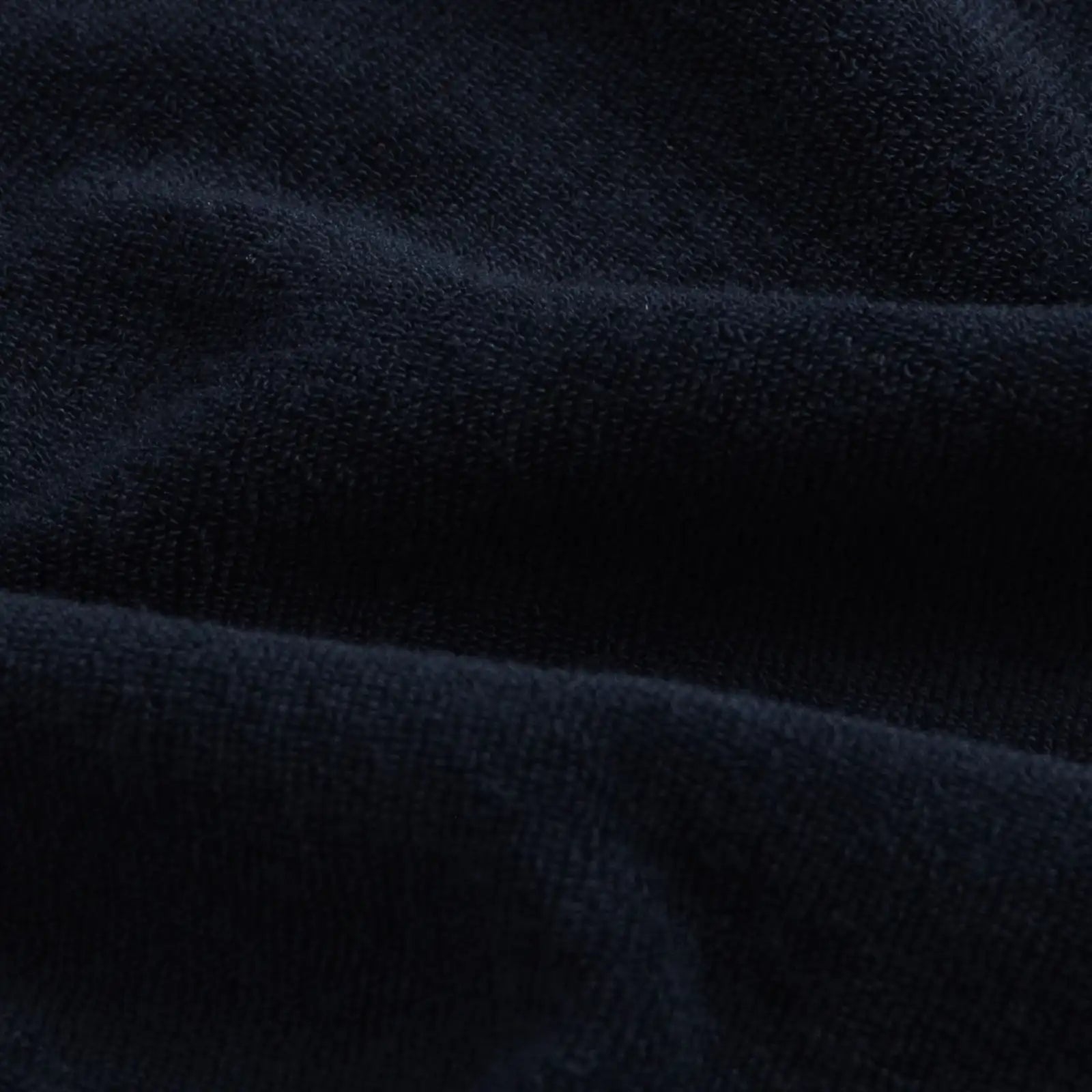 100% cotton oxford fabric detail - Navy Courtland Stripe shirt by Ledbury