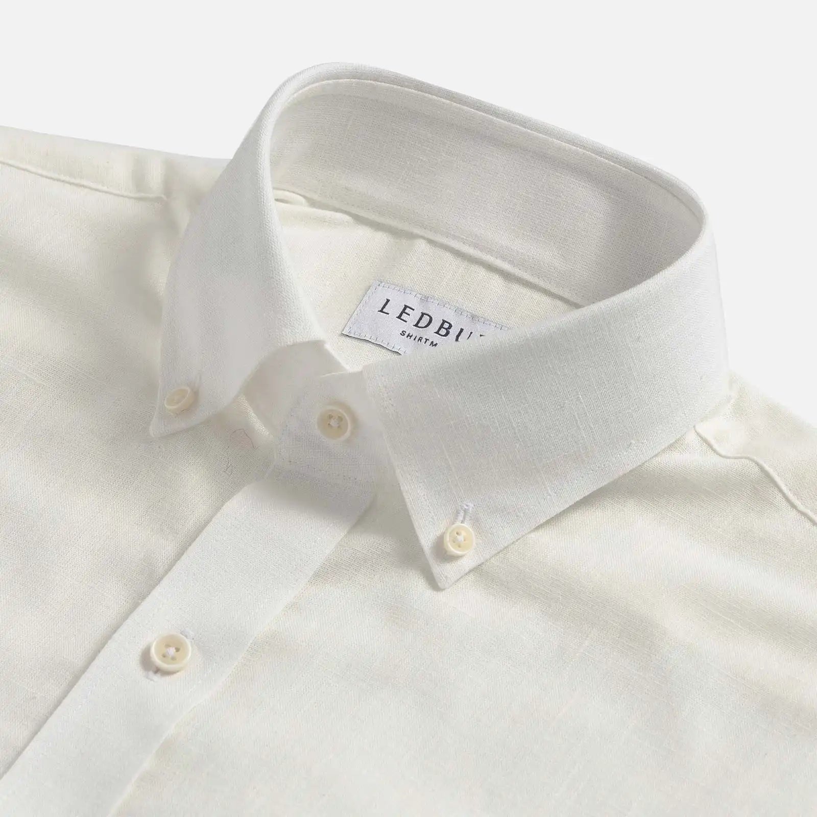 Cream Sandoval short sleeve shirt collar detail — oxford chambray weave, Ledbury