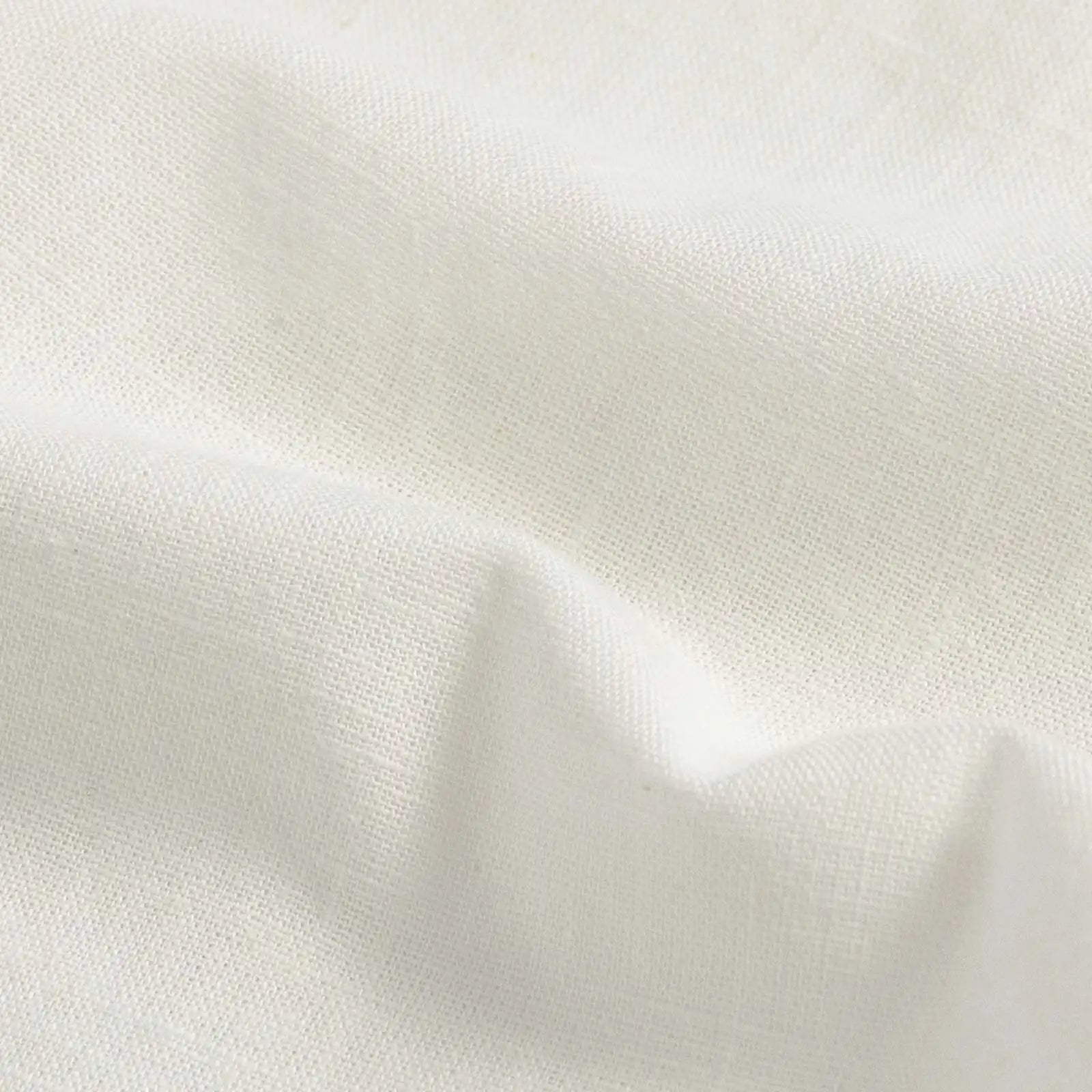 Cream Sandoval Oxford Chambray fabric close-up — slub cotton texture, Ledbury