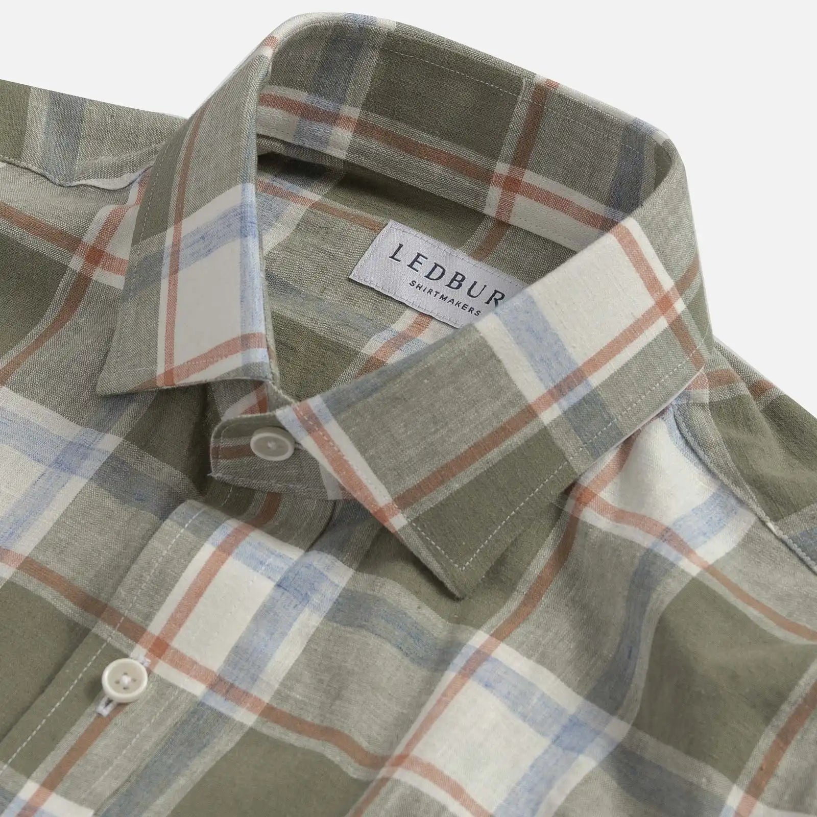 Semi Spread Quint collar detail on the Faded Olive Royer cotton linen shirt by Ledbury