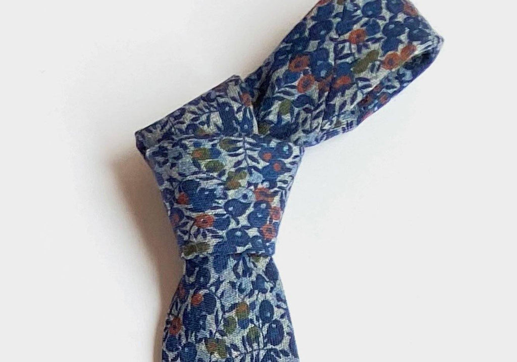 The Deep Blue Ellsworth Print Tie Tie- Ledbury