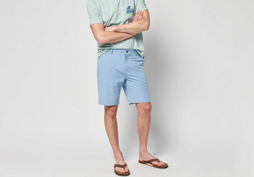 Faherty Weathered Blue Belt Loop All Day Short 9" Short- Ledbury