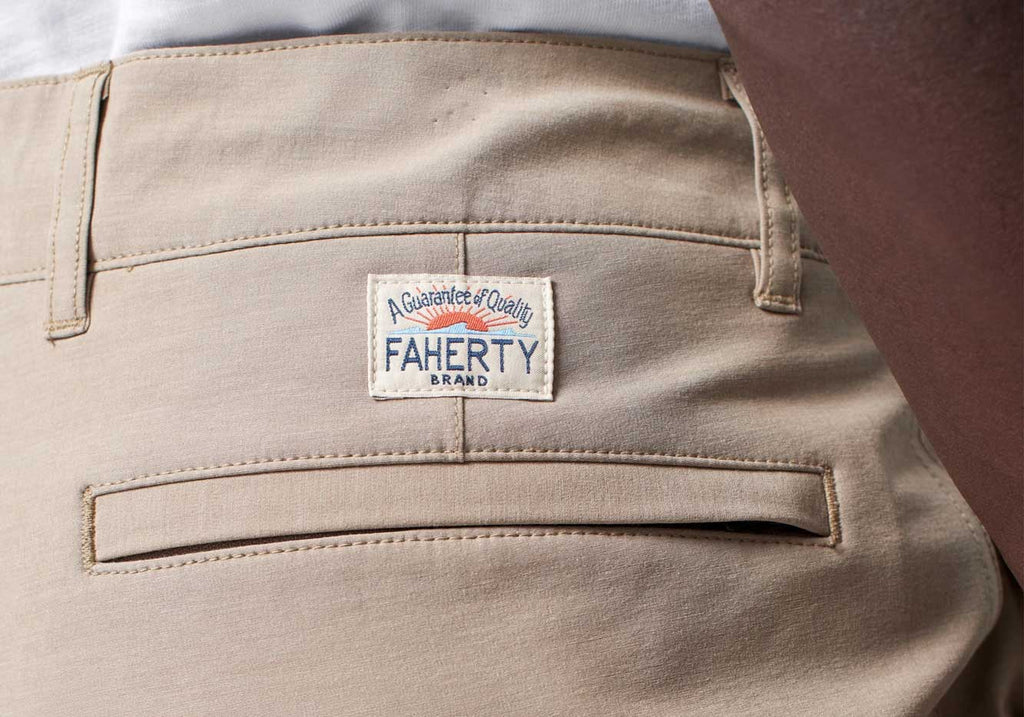 Faherty Khaki Belt Loop All Day Short 9" Short- Ledbury