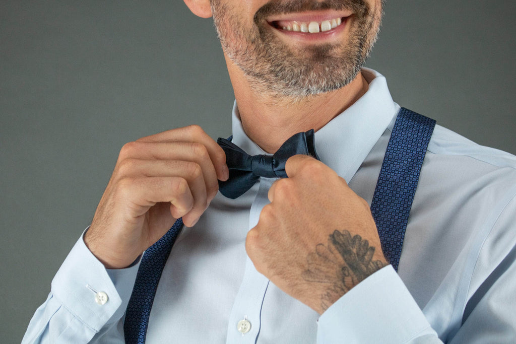 Trafalgar Sutton Navy Silk Bow Tie Bowtie- Ledbury